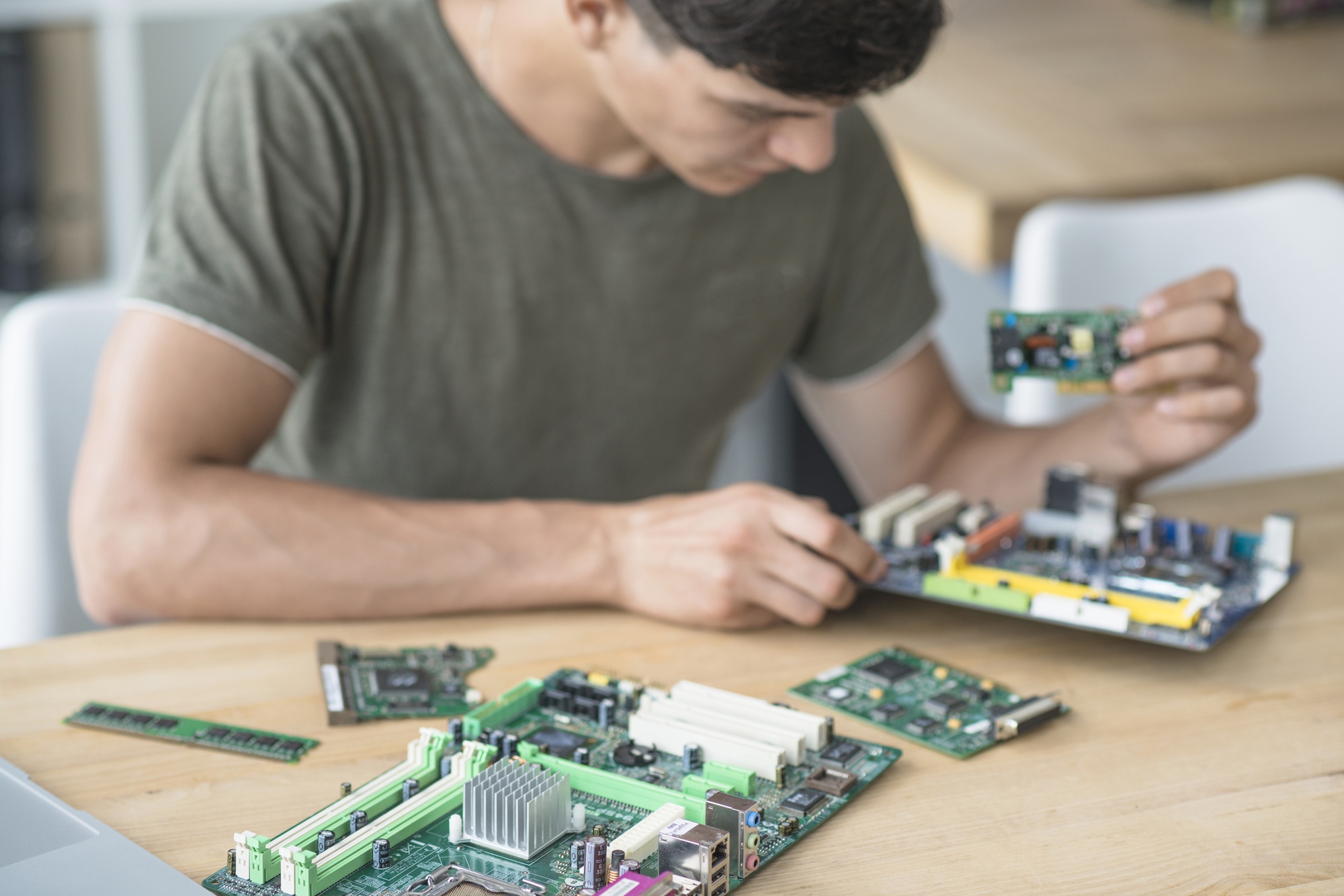 Motherboard repair 