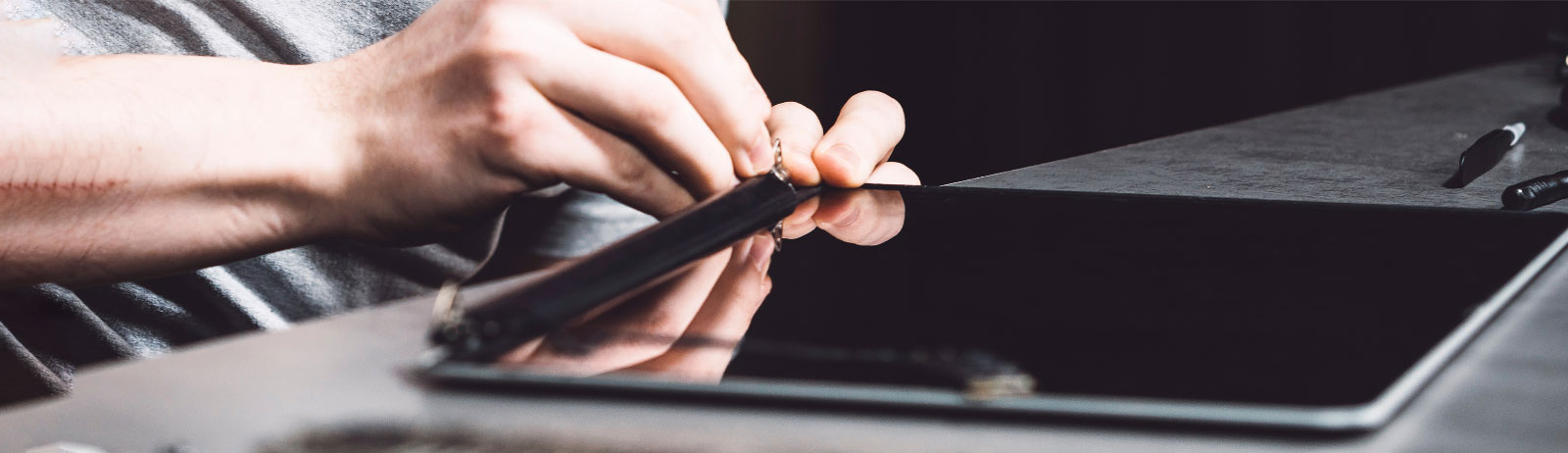 Screen Repair and Replacement 